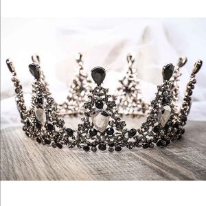 Meet your Posher, Sylvia